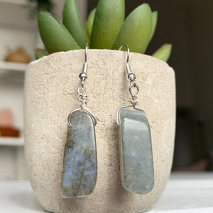 Labradorite Crystal Earrings, Silver or Gold Labradorite Earrings, Healing Crystal Drop Earrings, Rough Stone Dangle Earrings, Gift for Her
