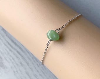 Pulsera de aventurina verde de plata de ley, pulsera de piedra verde pequeña hecha a mano en oro, joyería de aventurina verde, regalos de buena suerte para ella, mujer