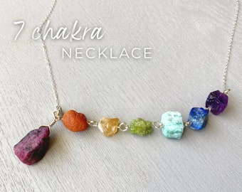 RAW Seven Chakra Crystal Necklace, Adjustable Raw Crystal Healing Necklace Rough Stone Necklace, Rainbow Pride Jewelry, Long Lariat Necklace