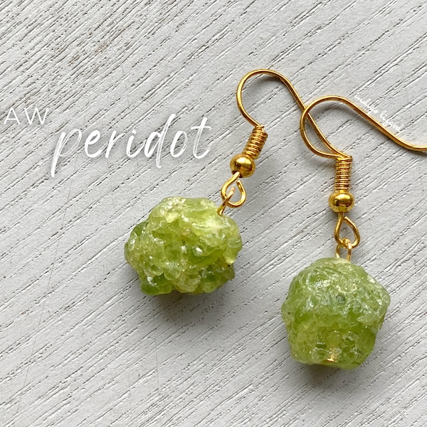 RAW PERIDOT EARRINGS Silver, Gold Plated Green Crystal Drop Earrings, Green Gemstone August Birthstone Earrings Gift for Sister, Mom, Friend