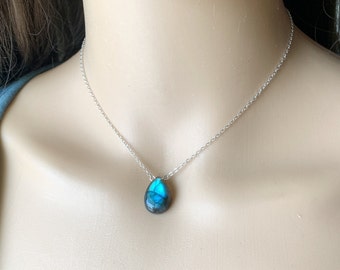 Handcrafted Labradorite Crystal Necklace Sterling Silver, Rainbow Labradorite Pendant Gold Filled Labradorite Choker, Gemstone Jewelry