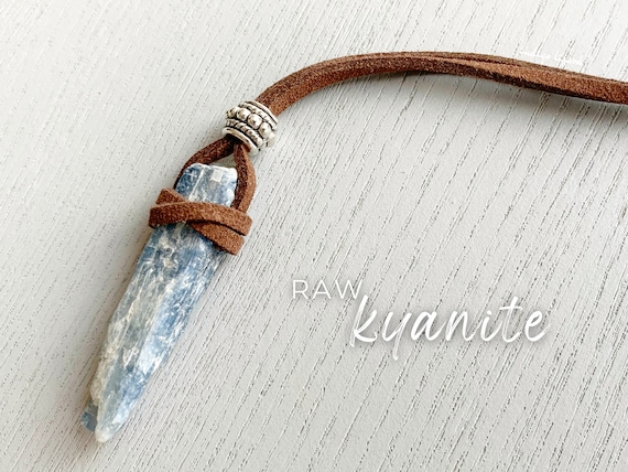 Deep Blue Kyanite Necklace – Voy Jewelry