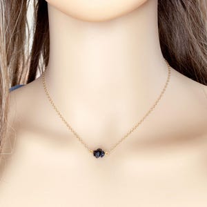 Raw Crystal Necklace Natural Black Obsidian Necklace Silver Rough Gemstone Layering Necklace Obsidian Stone Pendant Anxiety Healing Necklace