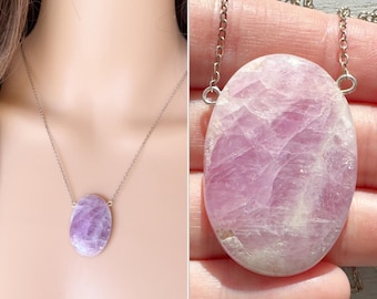 Kunzite Necklace, Pink Kunzite Pendant Necklace, Kunzite Jewelry, Gold or Silver Healing Crystal Necklace, Gift for Mom, Christmas Gift Her