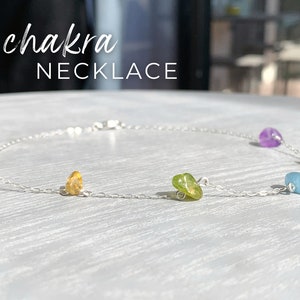 Kristall Choker Halskette 7 Chakra Halskette für Frauen Regenbogen Edelstein Halskette, Pride Halskette Weihnachtsgeschenk für Tochter, Freundin