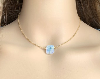 Regenbogen Mondstein Halskette, Roher Mondstein Choker Halskette, Boho Edelstein Halskette, Juni Birthstone, Rohstein Halskette Sterling Silber, Gold