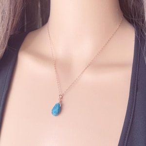 RAW APATITE Pendant Gold or Silver Genuine Apatite Necklace, Manifestation Apatite Jewelry, Blue Gemstone Necklace, Manifest Gift for Mom