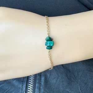 RAW MALACHITE Bracelet Silver or Gold Green Crystal Jewelry, Green Gemstone Bracelet, Best Birthday Gift for Mother, Wife, Best Friends Gift