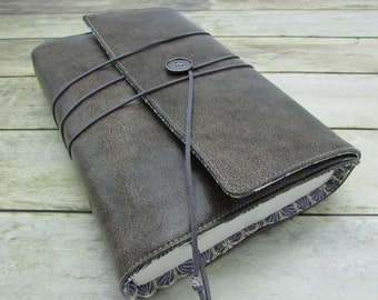 Book protector, pocket-size book cover 18 x 11 cm, faux leather fabric book cover - 2 models