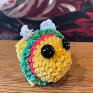 Ham-bee-ger cuddly toy