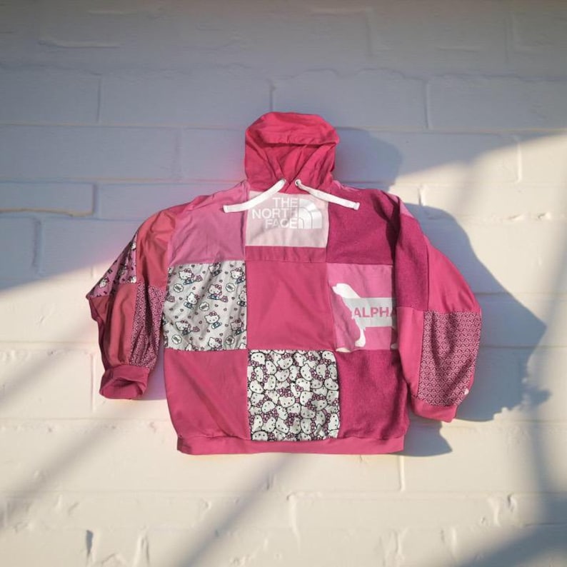 Sudadera acolchada rosa de Hello Kitty imagen 1