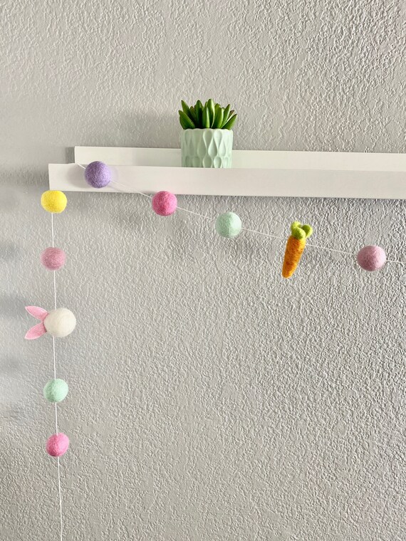 Easter Felt Garland,Felt Garland,Pom Balls,Felt Ball Garland,Easter Garland,Easter Decor,Pastel Garland,Bunny,Carrot,Rabbit,Spring,Wool