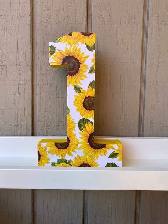 Number 1 Photo Prop,First Birthday,Sunflower First Birthday,Sunny,Cake Smash,Sunflower,1st Birthday,Table Centerpiece,Sunflower Party,Summer