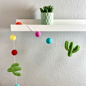 Fiesta Garland,Fiesta Felt Garland,Fiesta Decor,Felt Cactus,Felt Ball Garland,Cactus Garland,Cactus,Fiesta Banner,Cinco de Mayo,Taco Party