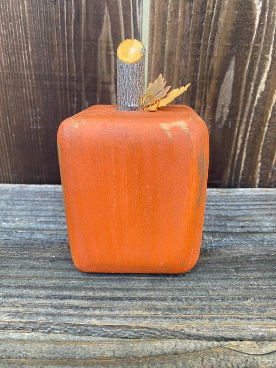 Pumpkin,Wood Pumpkin,Fall Pumpkin,Pumpkin Decor,Fall Decor,Halloween Decor,Halloween Pumpkin,Pumpkin Decor,Thanksgiving Decor,Rustic Pumpkin