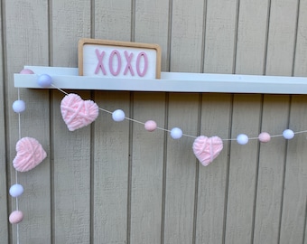 Valentine Garland, Felt Garland,Yarn Heart,Heart Garland,Felt Ball Garland,Valentines Garland,Valentines Banner,Valentines Decor,Valentines