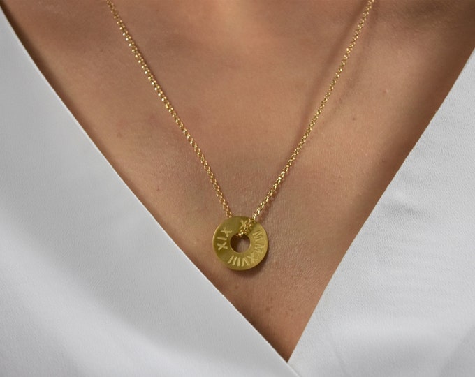 Roman Numerals Necklace - 18K Gold Plated