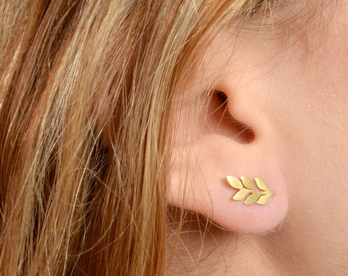 Olive Leaves Earrings - 18K Gold Plated