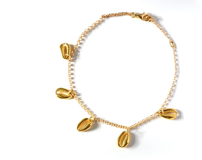 Cowrie Shell Bracelet - 18K Gold Plated