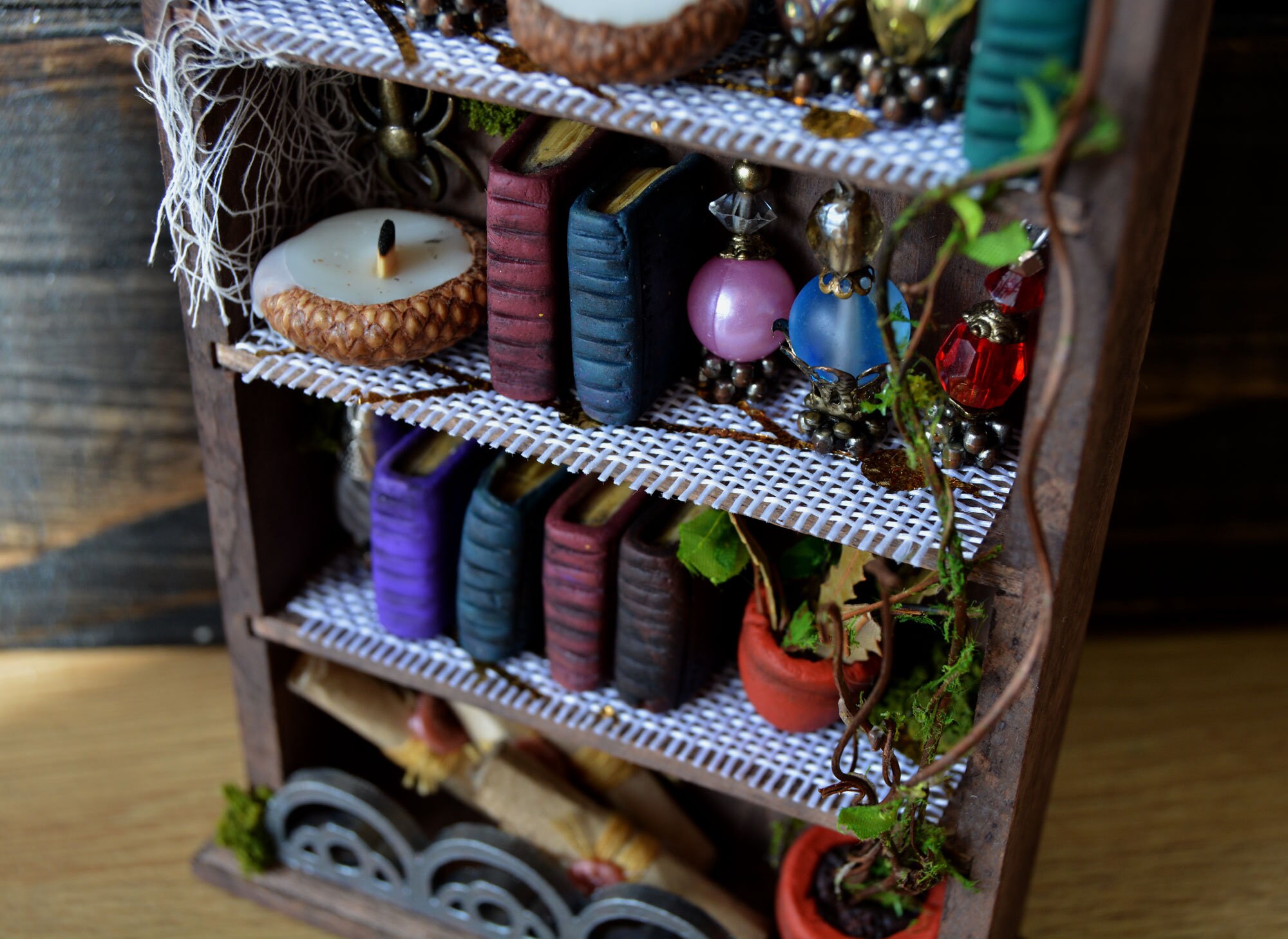 【美品】リヤドロ／純粋な心 CHILDHOOD FANTASY／9356 Witch Miniature Bookshelf, Handmade Fantasy Potion Shelf