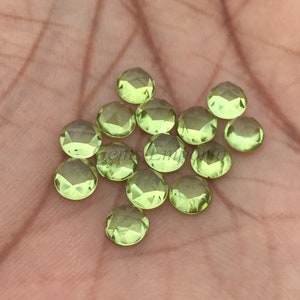 Peridot 4 MM Rosenschliff Cabochons. Peridot Cabochon facettiert / August Geburtsstein / Preis pro Stück.