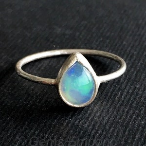 Opalring, äthiopischer Opalring, Geburtssteinsteinring, Opalring, handgefertigter Ring, 925er Silberring, Geschenk für sie, Muttertag.