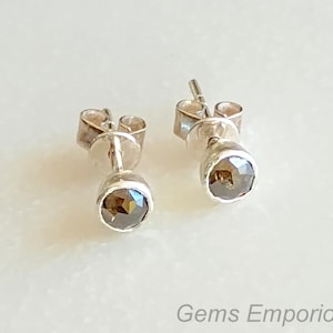 Dark Grey Diamond Earring, 925 Silver Earring Studs, Minimalist Earring, Round Shape Studs, Diamond Earring, Delicate Earring Pair.