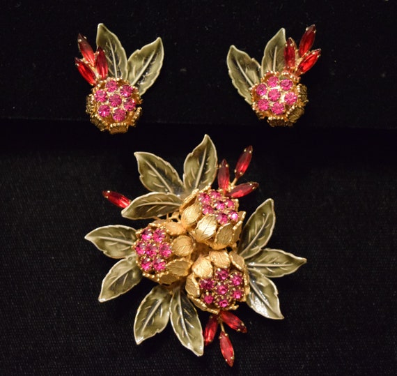 Vendome Chrysanthemum Flower Enamel Brooch & Earri