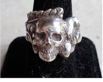 Victorian Floral Skull Ring