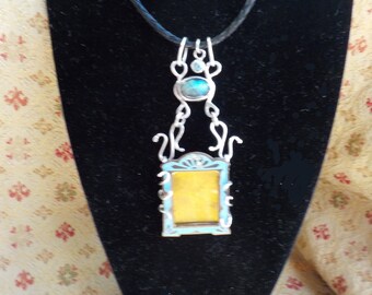 Vintage Mini Picture Frame Necklace