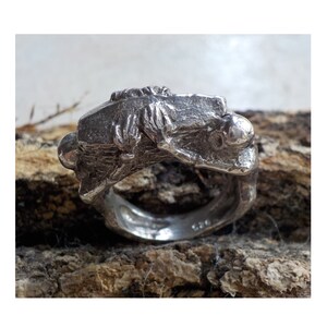Coffin Ring