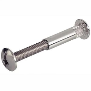 Könnte beinhalten: Ein silberfarbener Möbelverbinderbolzen mit einem flachen Kopf und einem Gewindeschaft. Das andere Ende hat einen zylindrischen Körper mit einem Flanschkopf. Der Bolzen dient zum Verbinden von Möbelkomponenten.