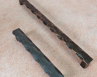 Artisan-Forged Industrial Cabinet Handles: Rustic Metalwork for Kitchen & Furniture Decor