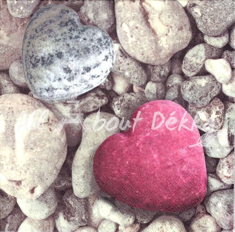 Decoupage Napkins Set of 4 Heart, Love Wreath, Valentine's Day, Coffee