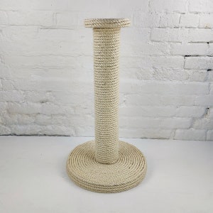 BRIGHID (Large) - Handmade Sisal Cat Scratching Post