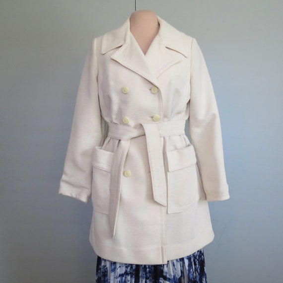 Betty Rose Coat Winter White Ribbed Knit 1970's Car C… - Gem