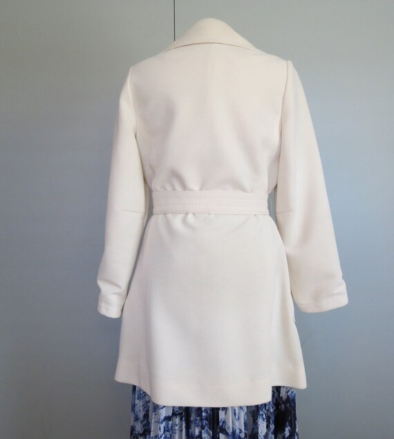 Betty Rose Coat Winter White Ribbed Knit 1970's C… - image 4