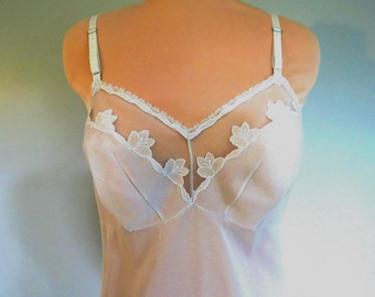Vintage Bali Lingerie Powder Blue Dress Slip. Size 36