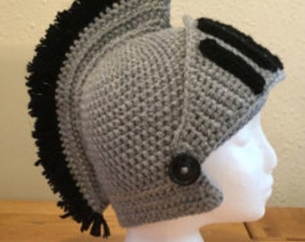 Crocheted knights helmet with fully moving and removable visor