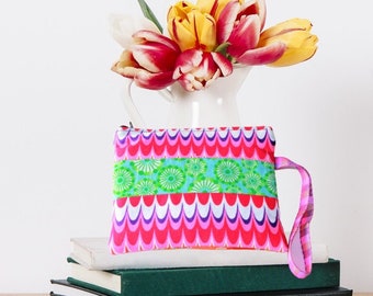 Handmade Cotton Zipper Pouch: Wristlet Phone Wallet