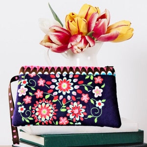 Flores azules, pequeña bolsa con cremallera, bolsa con cremallera para la muñeca, bolsa para teléfono, billetera pequeña, en tela de algodón, bolsa de viaje para joyas, cada lado es igual.