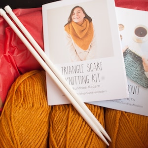 KNITTING KIT/ Triangle Scarf DIY Kit/ Scarf Knitting Kit/ Beginners Knitting Kit/ Chunky Wool Kniting Kit/ Scarf Diy Kit/ Beginners Diy Kit image 2