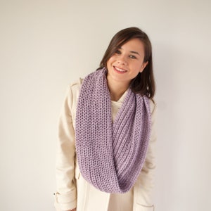 Chunky Knit Wool Infinity Scarf: Warm Winter Ribbed Scarf