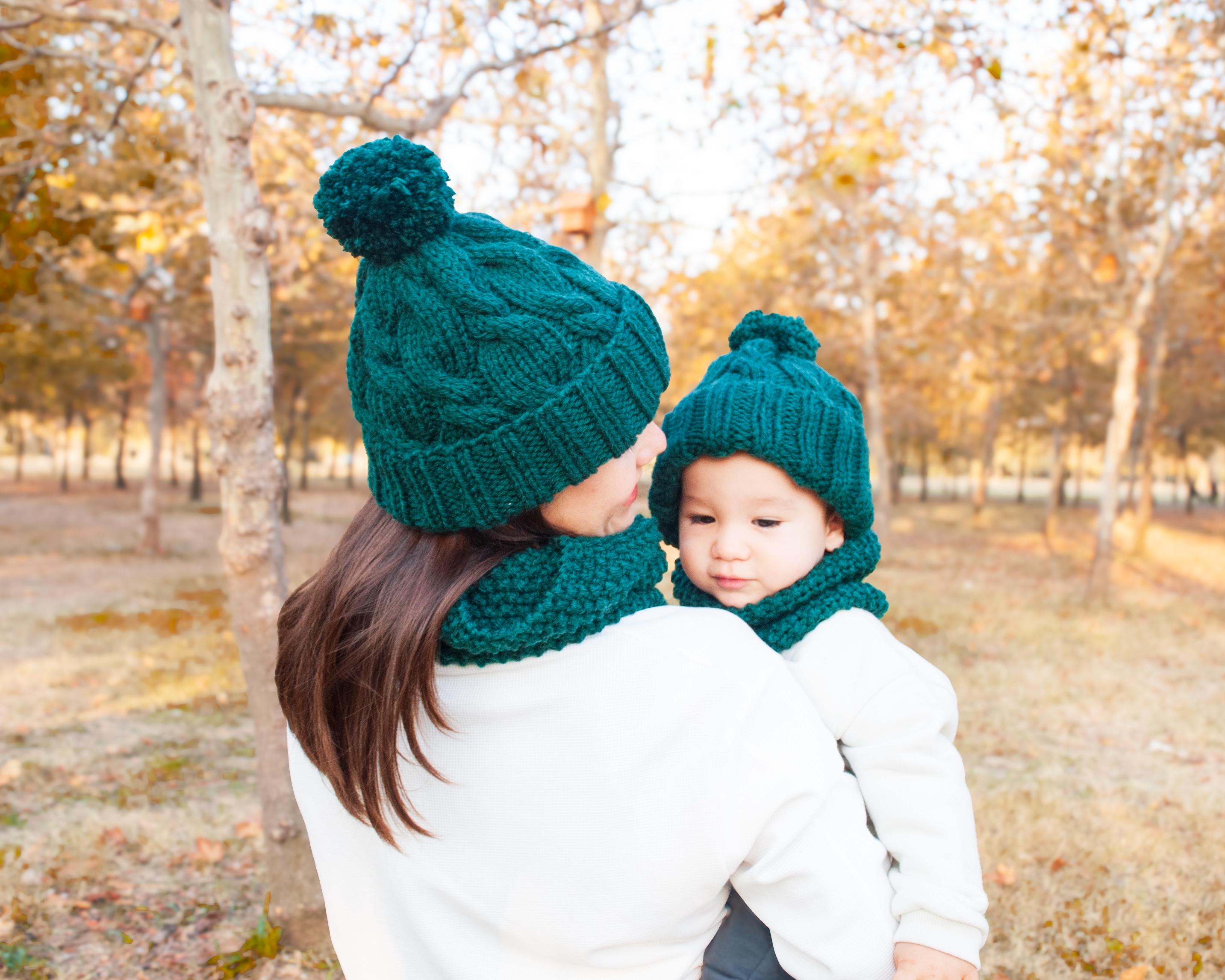 Pompom Hat & Matching Scarf from Italy C Wonder Pom-Pom Beanie & Scarf Gift Set | HSN main image 4