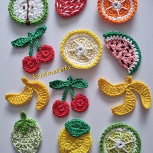 Applicazioni di frutta all'uncinetto, applicazioni di fette d'arancia, applicazioni di mele, applicazioni di ciliegie, applicazioni di anguria, limone, abbellimento, creazione di carte, set di 12