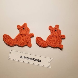 Crochet appliques d’animaux boisés, motifs petit écureuil, appliques écureuil, tricot, appliques de coton, fabrication de cartes, ensemble de 2, 4,5 x 6 cm
