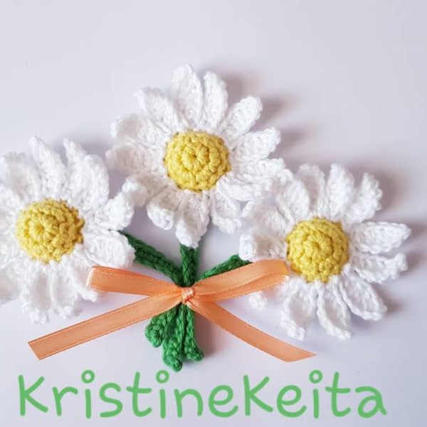 Daisy flowers,crochet daisy flowers,set of 3 flowers,crochet daisy bunch,daisy flowers decoration,white flowers,cotton daisy flower motifs