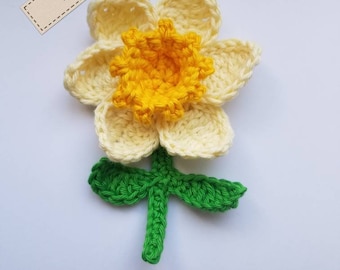 Crochet daffodil flower,crochet cotton flower,1 yellow flower,yellow flower,flower decoration,cotton flower,daffodil flower 10.5 x 8 cm