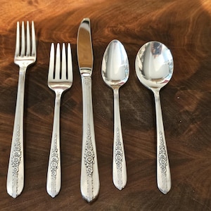 Royal Rose Silverware. Choice of Sets, serving peices, carving set. Silverplate. Polished, ready to use. Great Condition. Ships FREE in USA