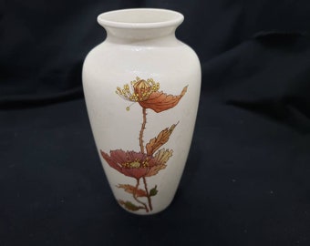 Summer Poppies. A rarer Poole Pottery Vase. Made in Enland. In excellent condition. Design on both sides. Ready to use. Ships FREE in USA